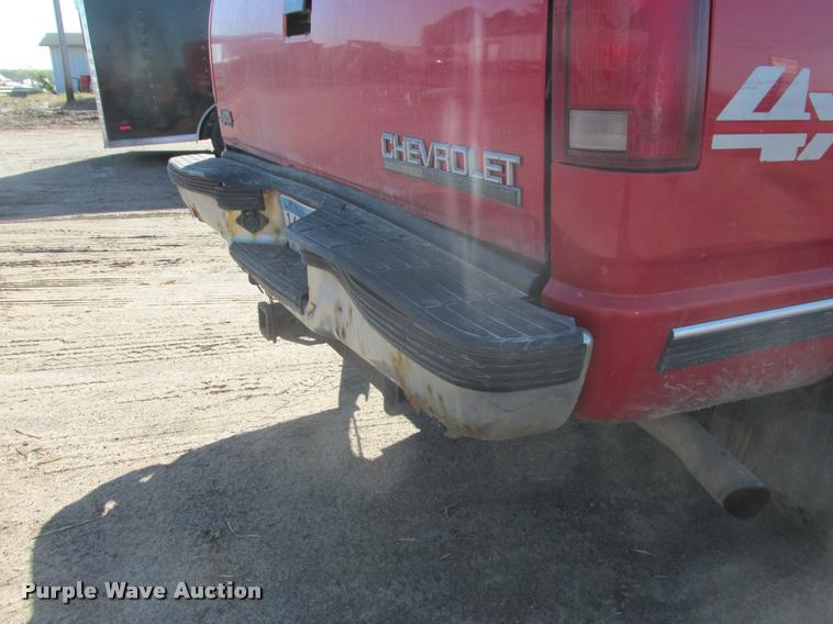 image for item K6128 1998 Chevrolet 1500 Ext. Cab pickup truck