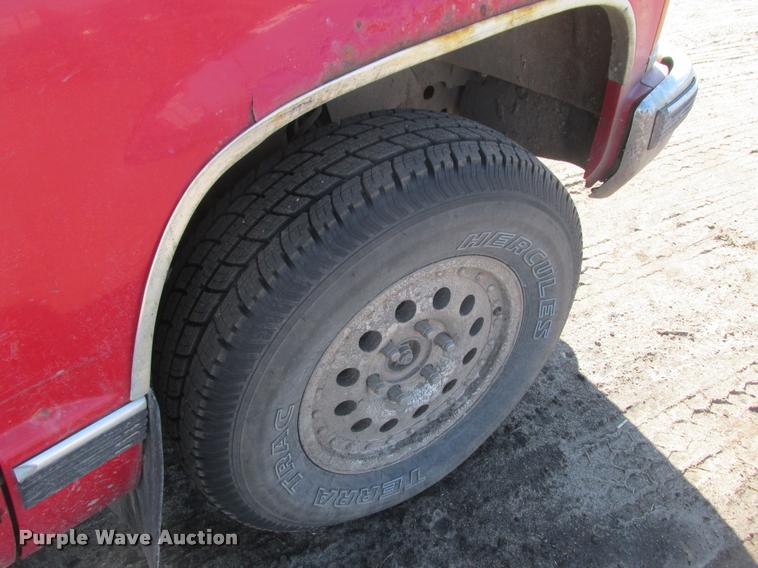 image for item K6128 1998 Chevrolet 1500 Ext. Cab pickup truck