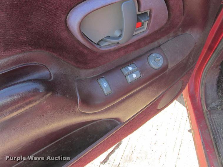 image for item K6128 1998 Chevrolet 1500 Ext. Cab pickup truck