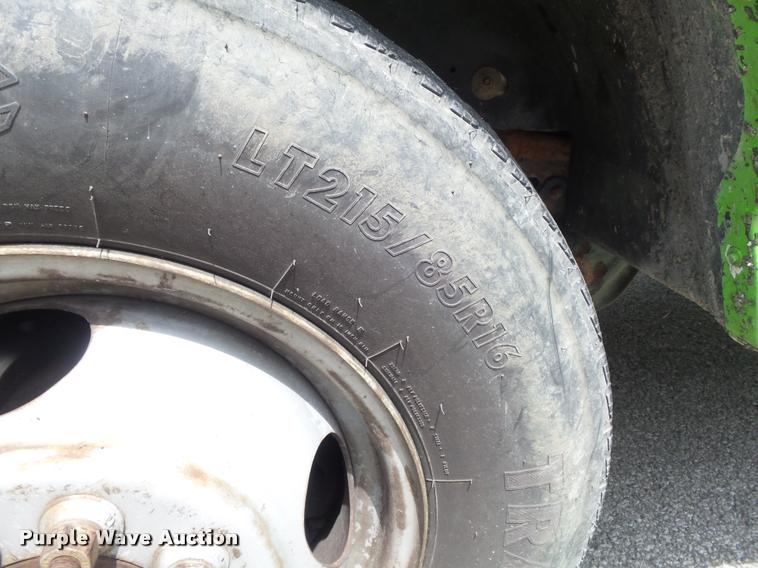 image for item K7661 1997 Ford F350 XL flatbed pickup truck