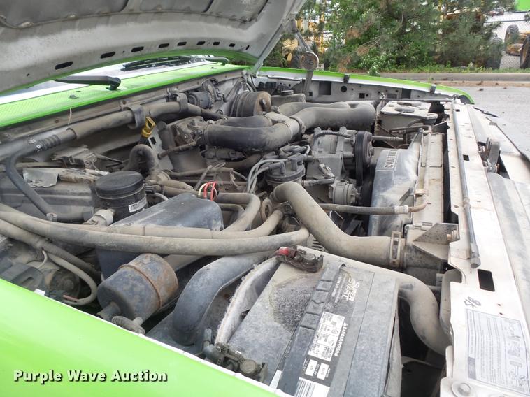 image for item K7661 1997 Ford F350 XL flatbed pickup truck