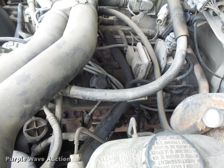 image for item K7661 1997 Ford F350 XL flatbed pickup truck