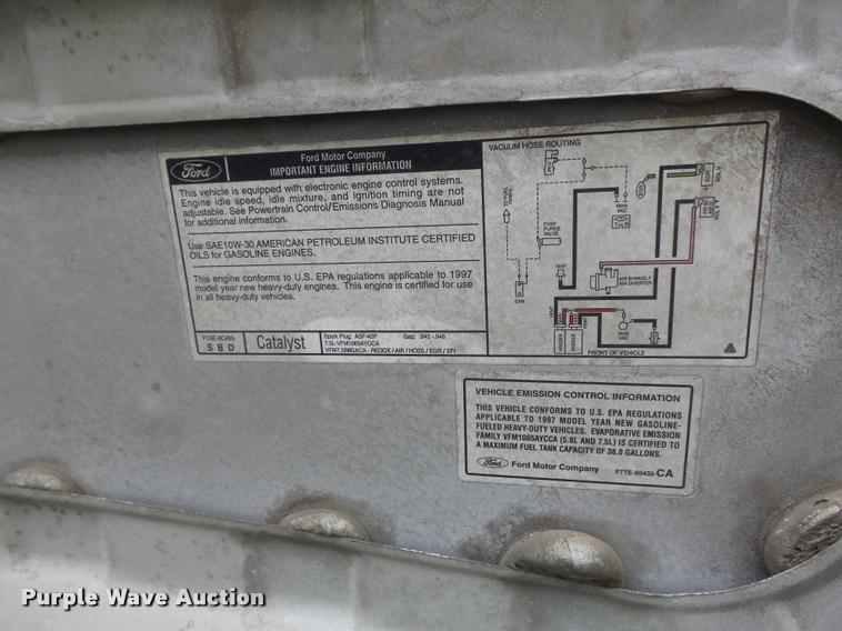 image for item K7661 1997 Ford F350 XL flatbed pickup truck