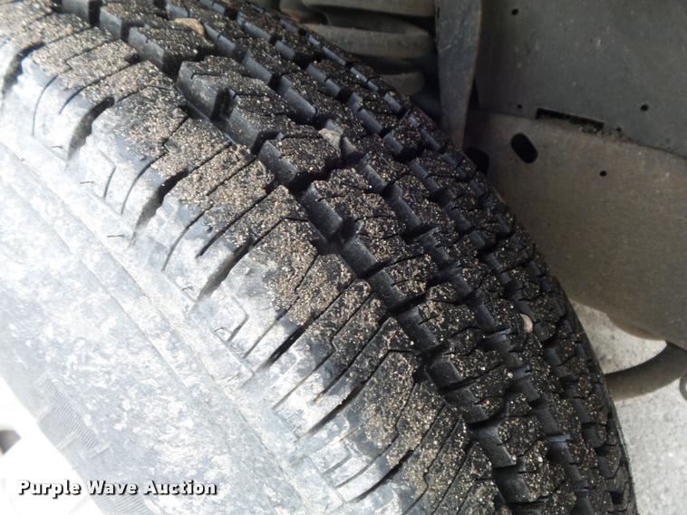 image for item K7662 2003 Ford F250 Super Duty pickup truck