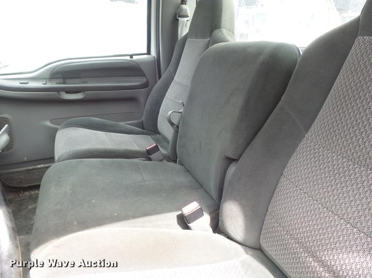 image for item K7662 2003 Ford F250 Super Duty pickup truck