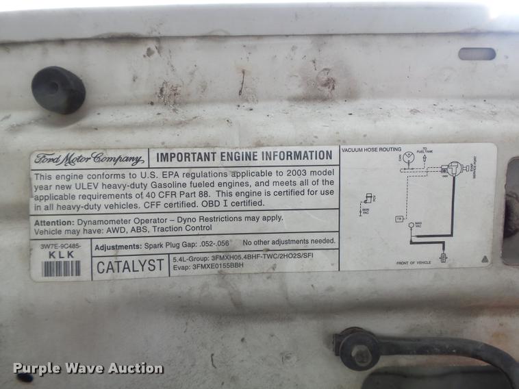 image for item K7662 2003 Ford F250 Super Duty pickup truck