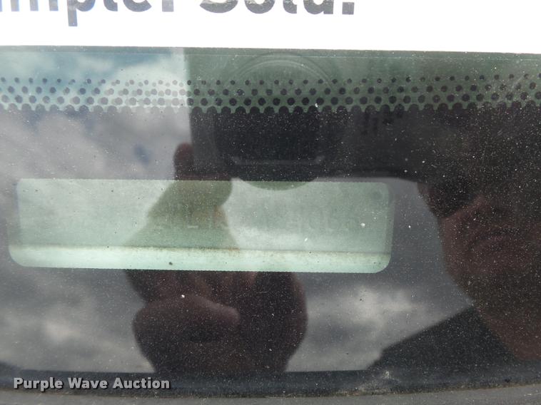 image for item K7662 2003 Ford F250 Super Duty pickup truck