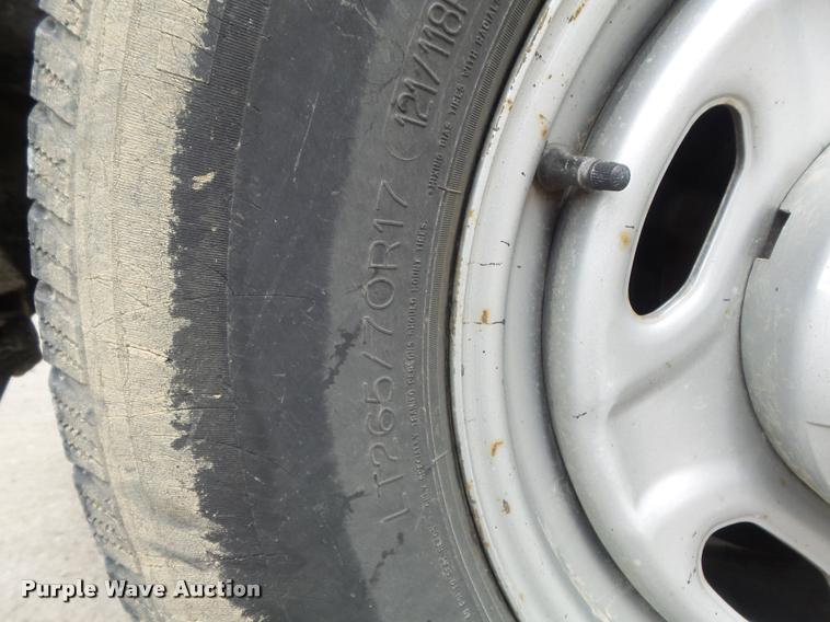 image for item K7663 2008 Ford F250 Super Duty XL pickup truck