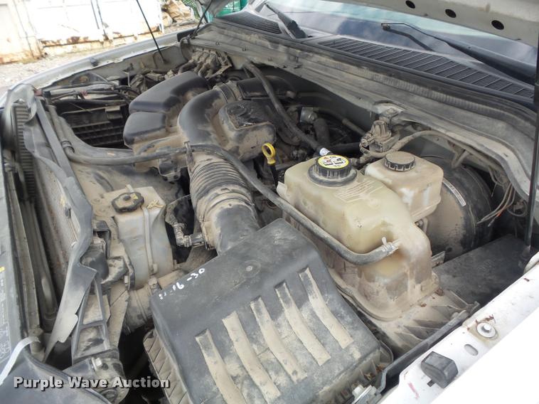 image for item K7663 2008 Ford F250 Super Duty XL pickup truck