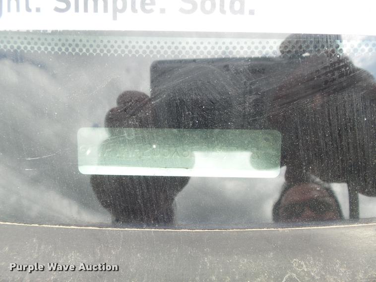 image for item K7663 2008 Ford F250 Super Duty XL pickup truck