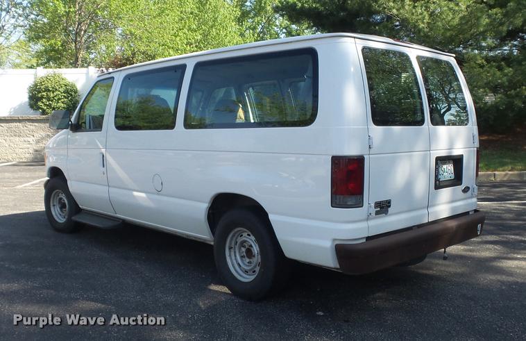 image for item K7666 2002 Ford Econoline E150 XL handicap accessible van