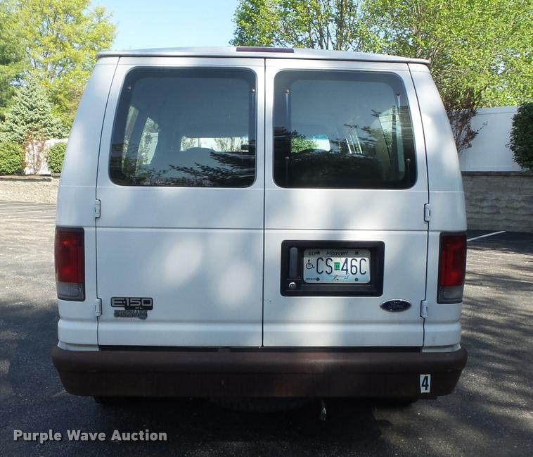 image for item K7666 2002 Ford Econoline E150 XL handicap accessible van