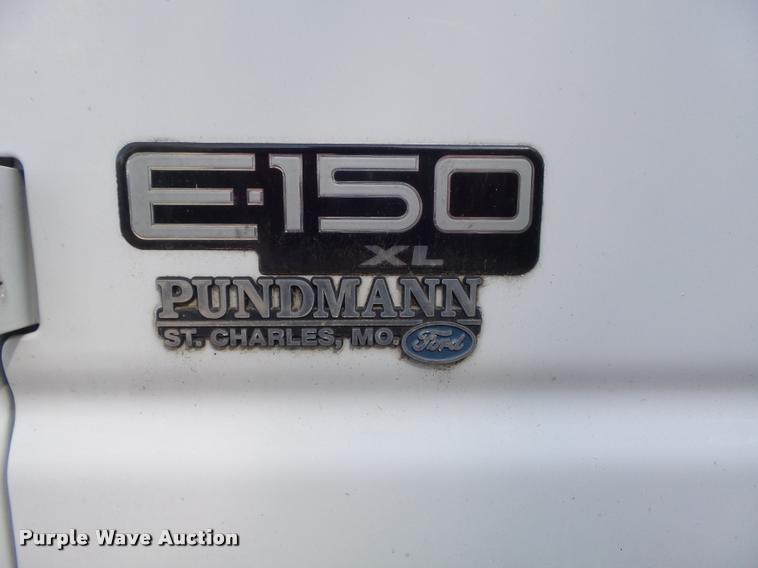 image for item K7666 2002 Ford Econoline E150 XL handicap accessible van