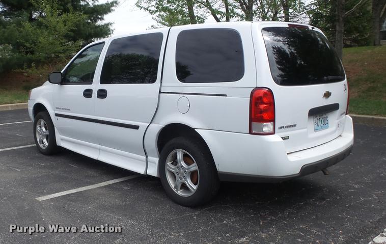 image for item K7670 2008 Chevrolet Uplander handicap accessible van