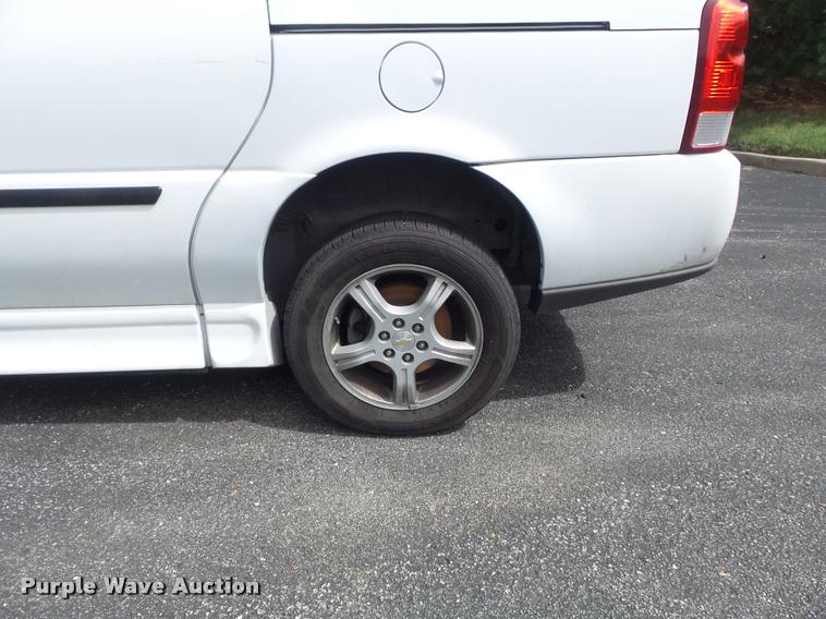 image for item K7671 2008 Chevrolet Uplander handicap accessible van