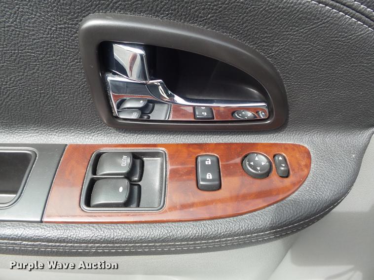 image for item K7671 2008 Chevrolet Uplander handicap accessible van