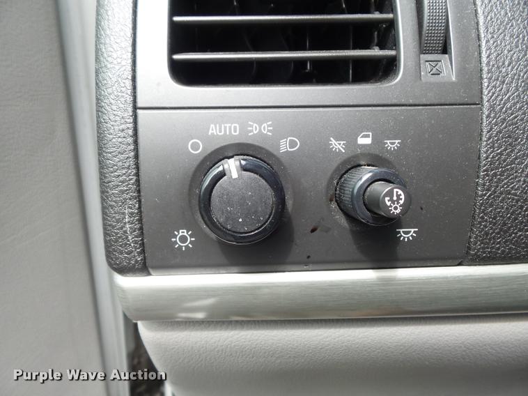 image for item K7671 2008 Chevrolet Uplander handicap accessible van