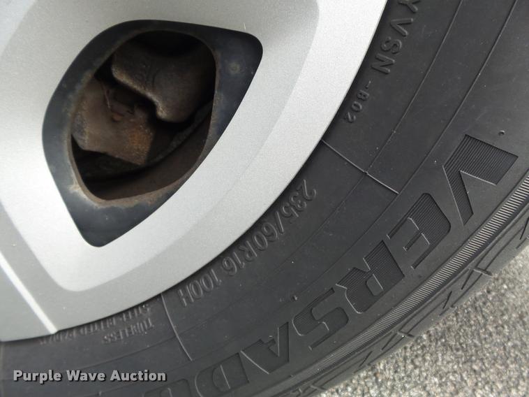 image for item K7672 2005 Ford Freestar van