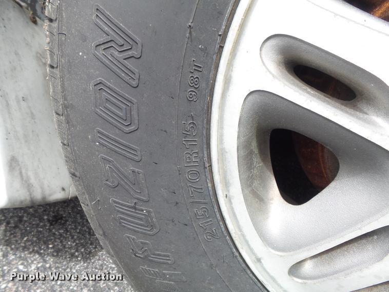 image for item K7673 2003 Chevrolet Venture handicap accessible van