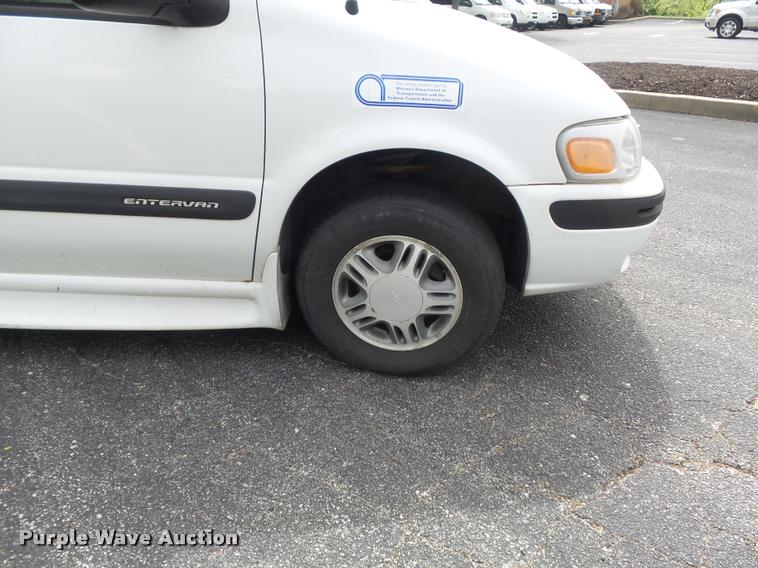 image for item K7673 2003 Chevrolet Venture handicap accessible van