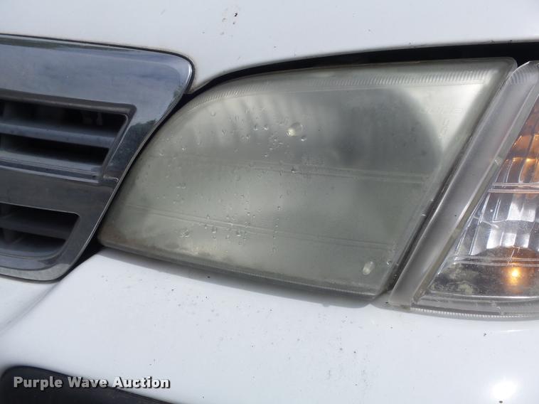 image for item K7673 2003 Chevrolet Venture handicap accessible van