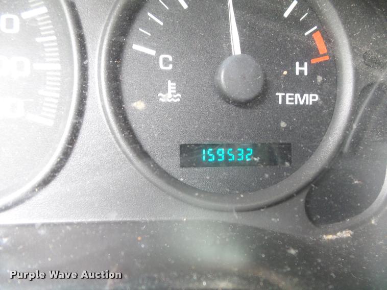 image for item K7673 2003 Chevrolet Venture handicap accessible van