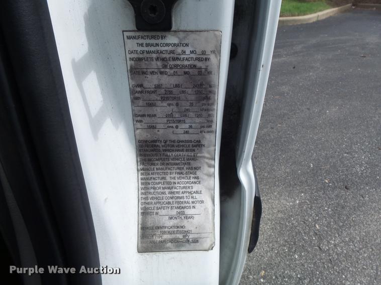 image for item K7673 2003 Chevrolet Venture handicap accessible van