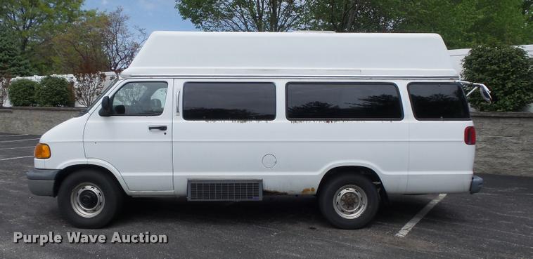 image for item K7674 2000 Dodge Ram 3500 handicap accessible van