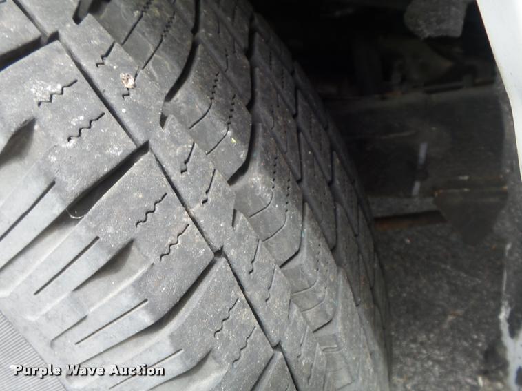 image for item K7674 2000 Dodge Ram 3500 handicap accessible van