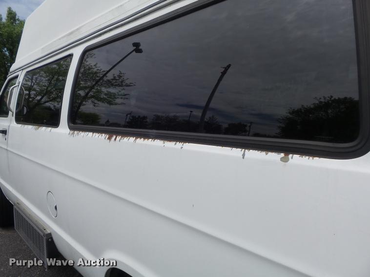 image for item K7674 2000 Dodge Ram 3500 handicap accessible van