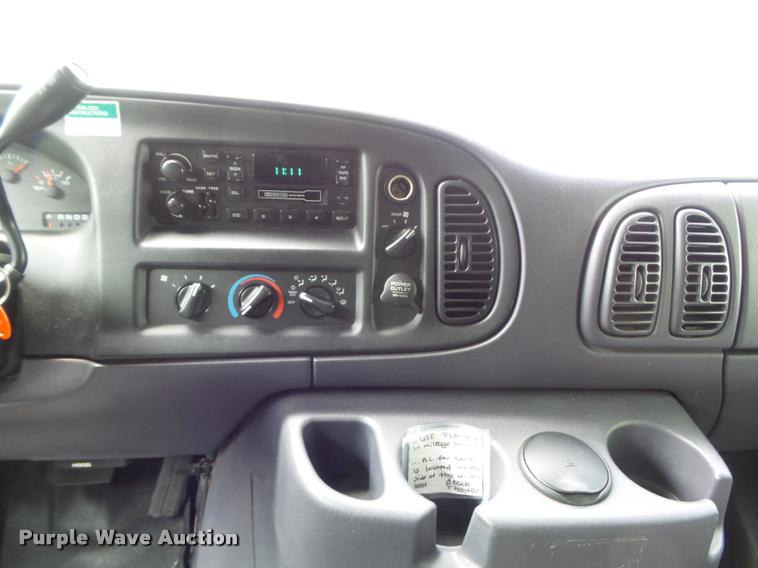 image for item K7674 2000 Dodge Ram 3500 handicap accessible van