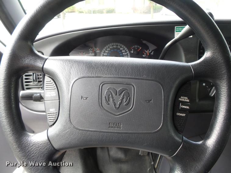 image for item K7674 2000 Dodge Ram 3500 handicap accessible van