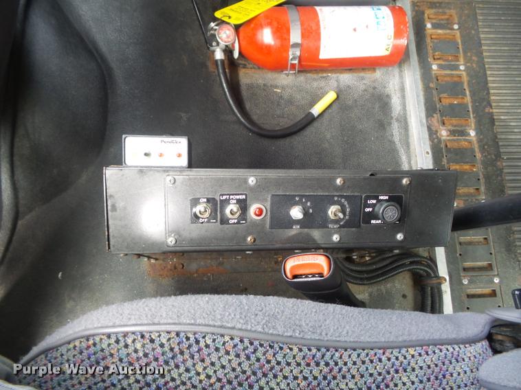 image for item K7674 2000 Dodge Ram 3500 handicap accessible van