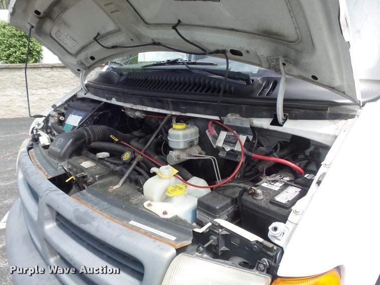 image for item K7674 2000 Dodge Ram 3500 handicap accessible van