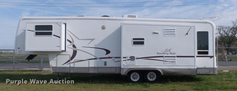 image for item K7676 2002 Kountry Star camper