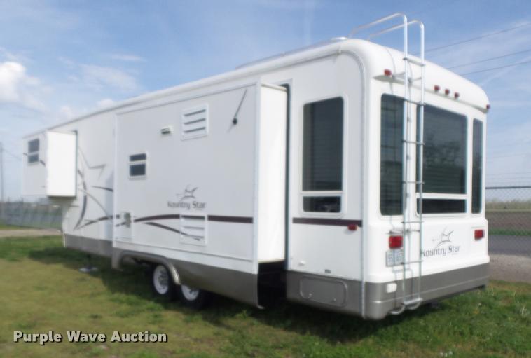 image for item K7676 2002 Kountry Star camper