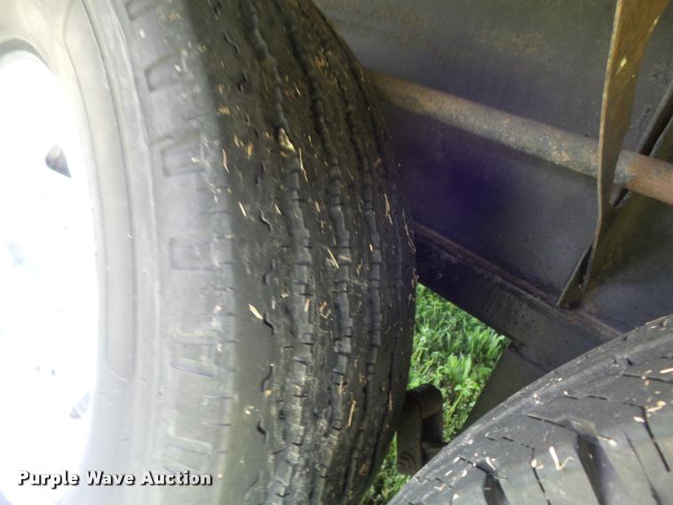 image for item K7676 2002 Kountry Star camper