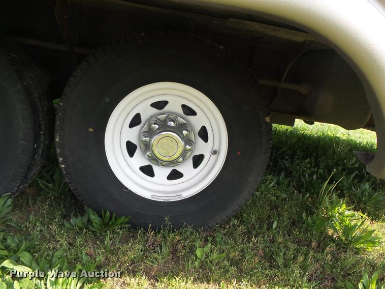 image for item K7676 2002 Kountry Star camper