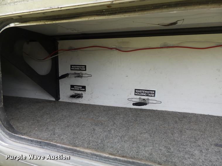 image for item K7676 2002 Kountry Star camper