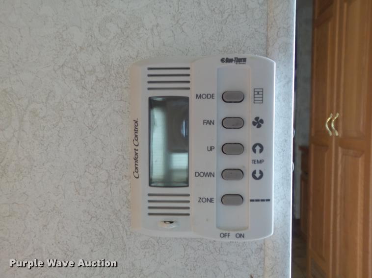 image for item K7676 2002 Kountry Star camper