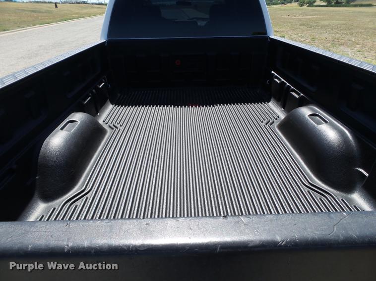 image for item L1524 2012 Chevrolet Silverado 2500HD Crew Cab pickup truck