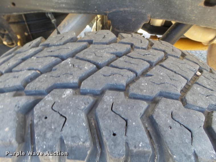 image for item L1524 2012 Chevrolet Silverado 2500HD Crew Cab pickup truck