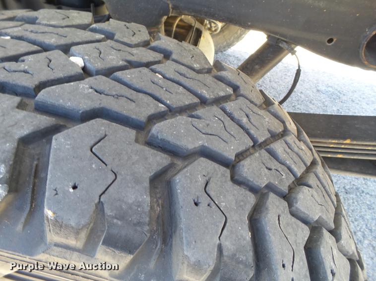 image for item L1524 2012 Chevrolet Silverado 2500HD Crew Cab pickup truck