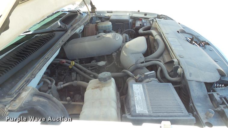 image for item L2364 2006 Chevrolet Silverado 1500 Z71 Ext. Cab pickup truck