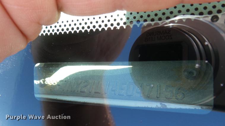 image for item L2366 2004 Ford F250 Super Duty SuperCab pickup truck