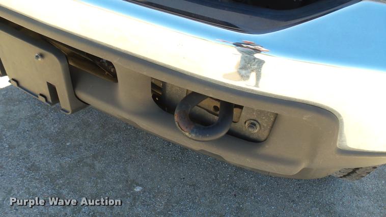 image for item L2366 2004 Ford F250 Super Duty SuperCab pickup truck