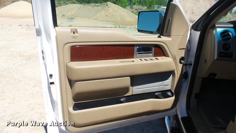 image for item L2367 2010 Ford F150 King Ranch SuperCrew pickup truck