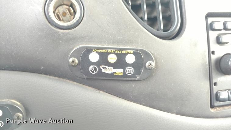 image for item L2378 2006 Ford E350 Super Duty van