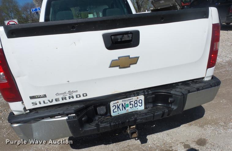 image for item L4681 2008 Chevrolet Silverado 1500 Ext. Cab pickup truck