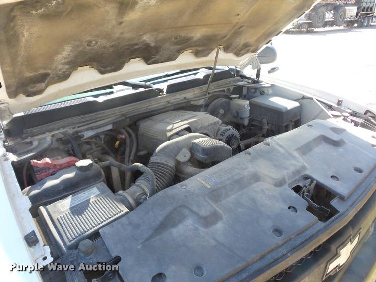 image for item L4681 2008 Chevrolet Silverado 1500 Ext. Cab pickup truck